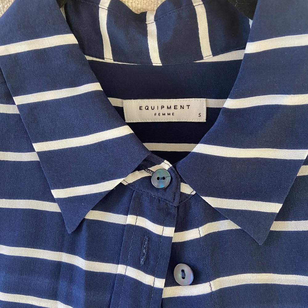 Equipment Femme Signature Silk Shirt